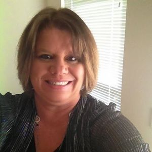 Meet your Posher, Cecilia